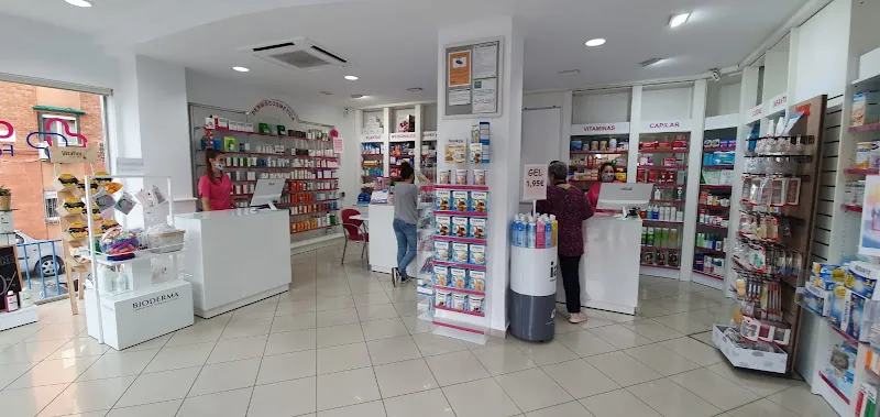 Farmacia Clarines 20