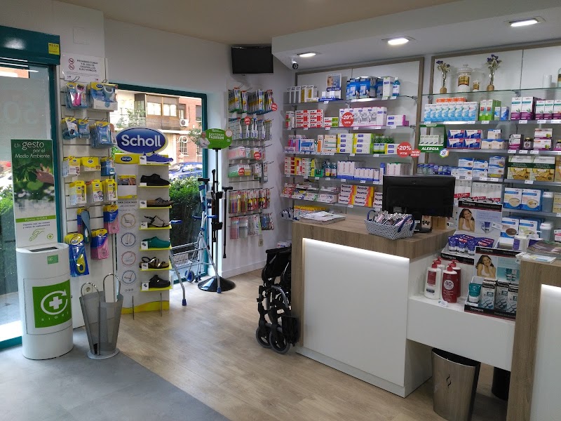Farmacia de la Ermita - Belen Blanco