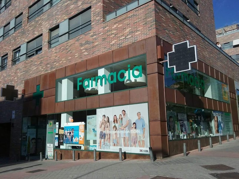 Farmacia Montesclaros - Montecarmelo