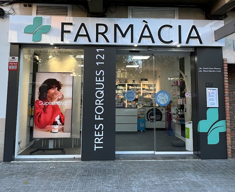 Farmacia Tres Forques 121