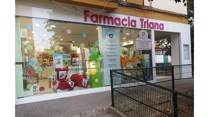 Farmacia Triana (Lourdes Muñoz Gallardo)